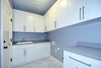 Laundry Room by David Ideker Construction, Tacoma, WA